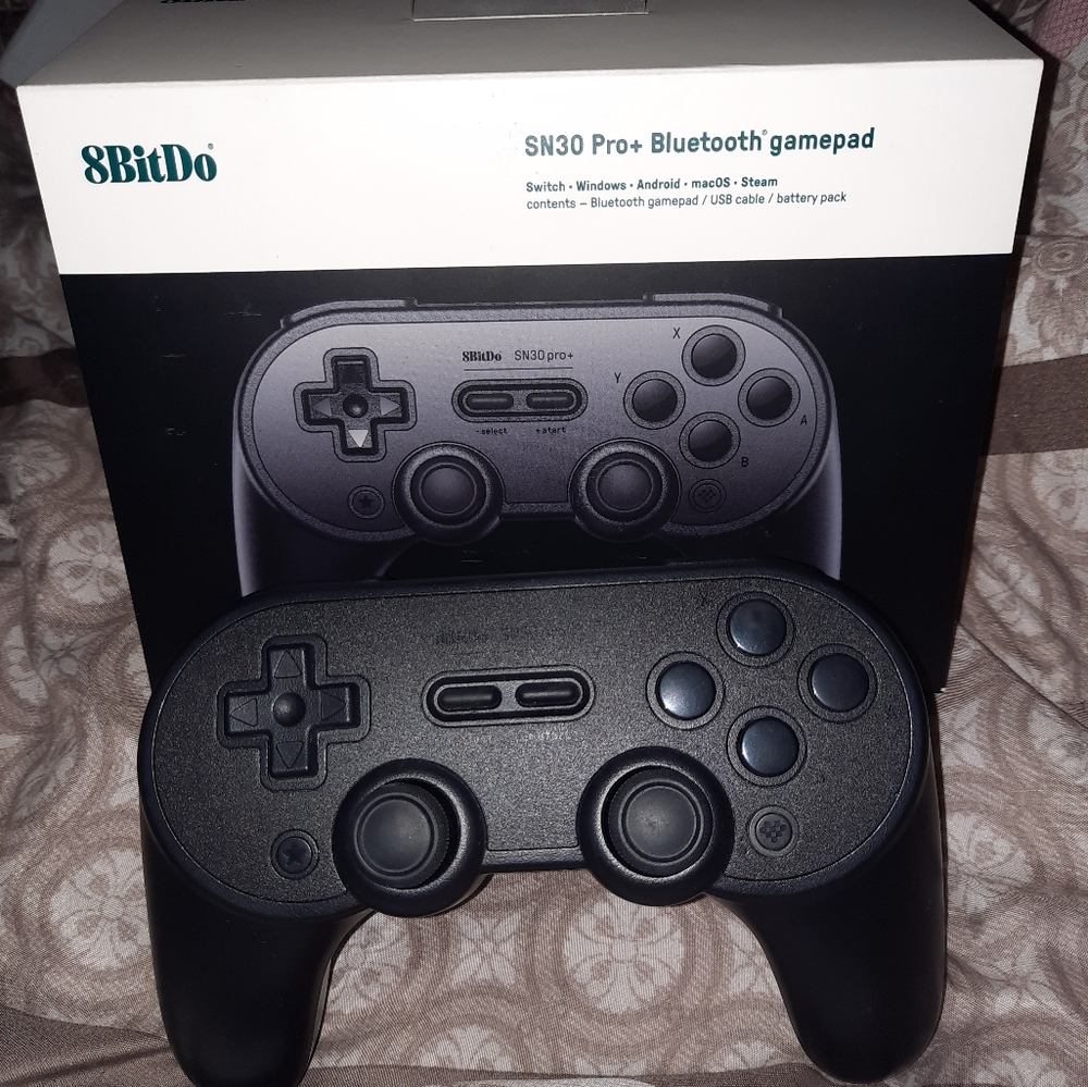 8BitDo Pro+ Bluetooth Universal Controller